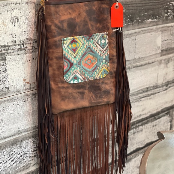 Aztec print with fringe crossbody purse with adj strap leather USA made - Picture 7 of 14